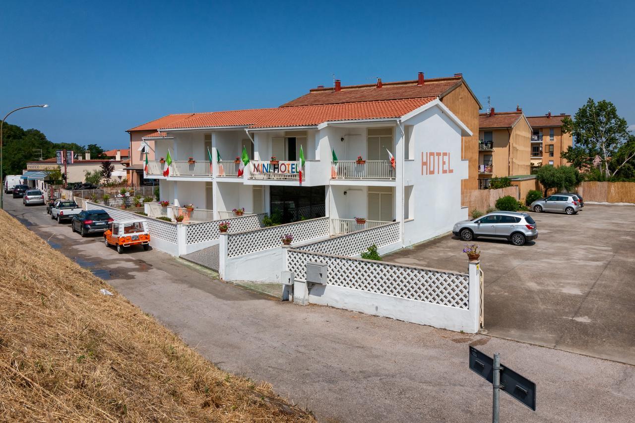 Mini hotel Orbetello Bagian luar foto