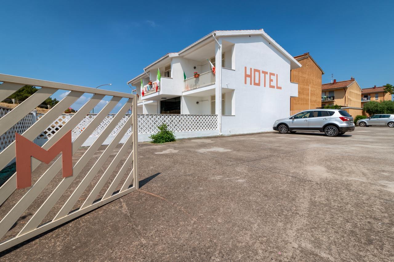 Mini hotel Orbetello Bagian luar foto